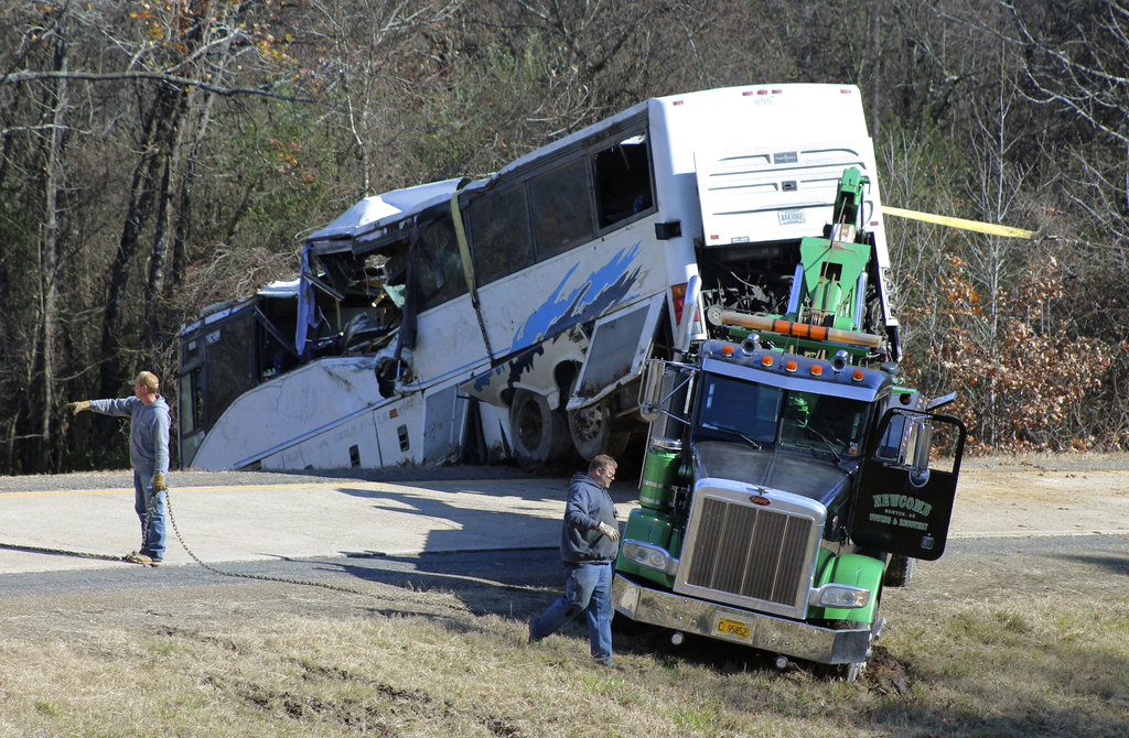 Arkansas bus crash