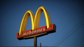 Police in Melbourne Get Attacked, Seek Cover in McDonald’s