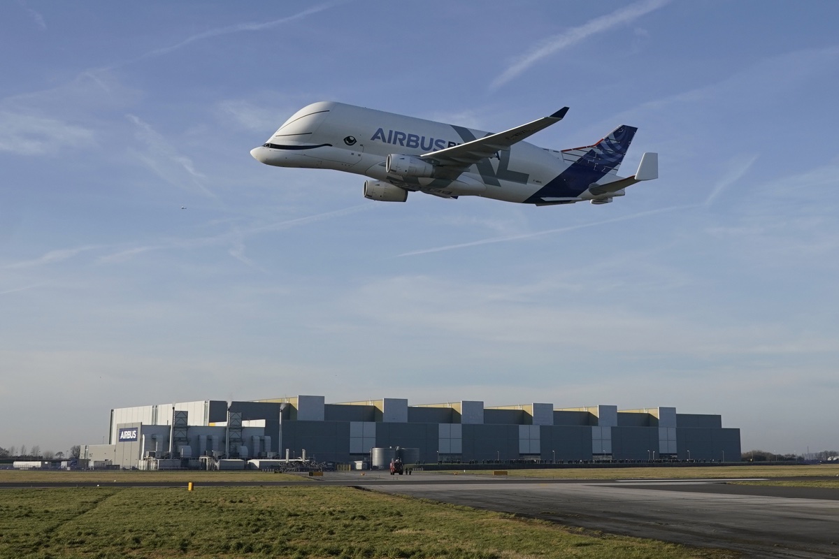 Historic touchdown for Airbus - Manchester Evening News