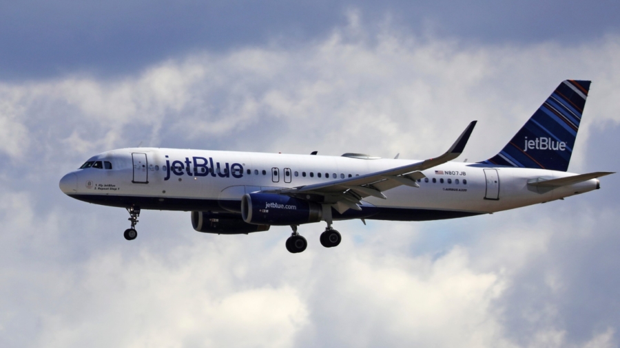 JetBlue Becomes Latest Airline to Retreat From Blocking Seats
