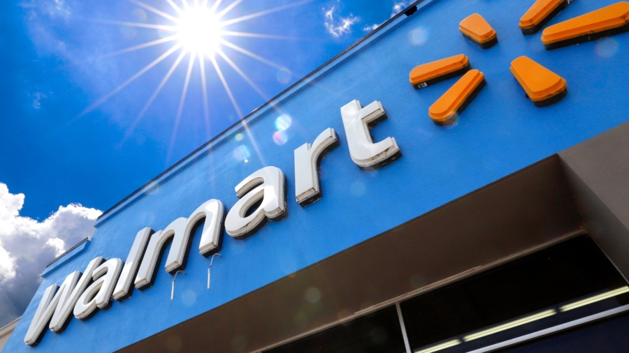 Walmart to Give 740,000 US Store Workers Free Samsung Phones
