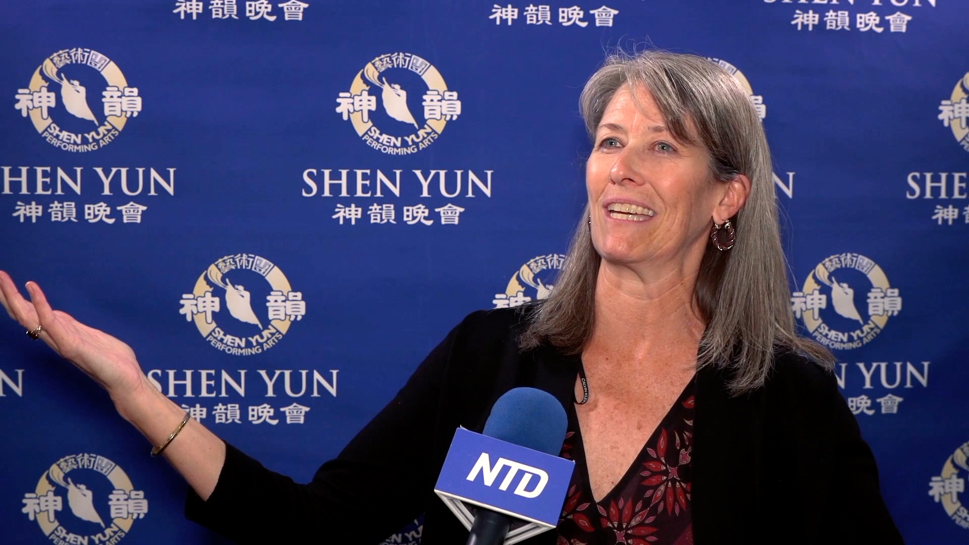 'I Was in Heaven' Says Business Owner After Seeing Shen Yun