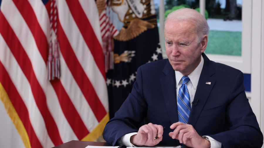 Biden Repeats Assurances to Ukraine After Putin Call