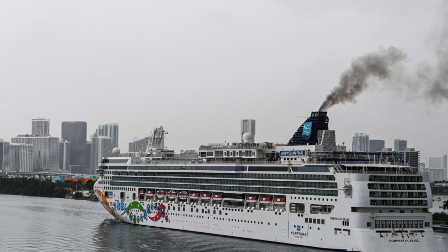 CDC Drops COVID-19 Health Warning for Cruise Ships