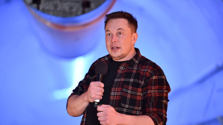 Two Twitter Executives Flee Company Ahead of Elon Musk’s Takeover