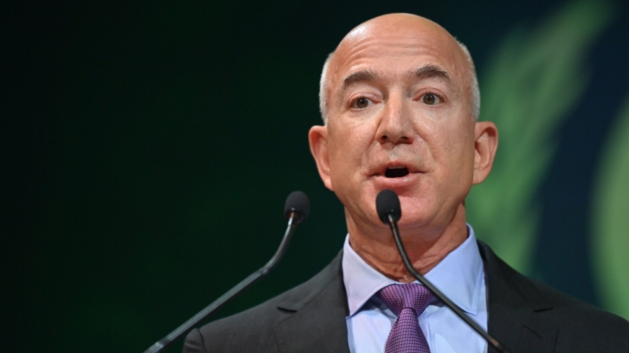 Jeff Bezos Criticizes Biden Administration on Inflation, ‘Misdirection’