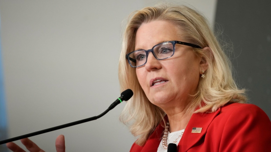 Liz Cheney Says Will Campaign for Democrats, Leave Republican Party If Trump Is 2024 Nominee